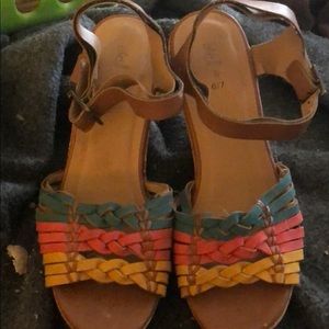 Very cute multicolored top wedges